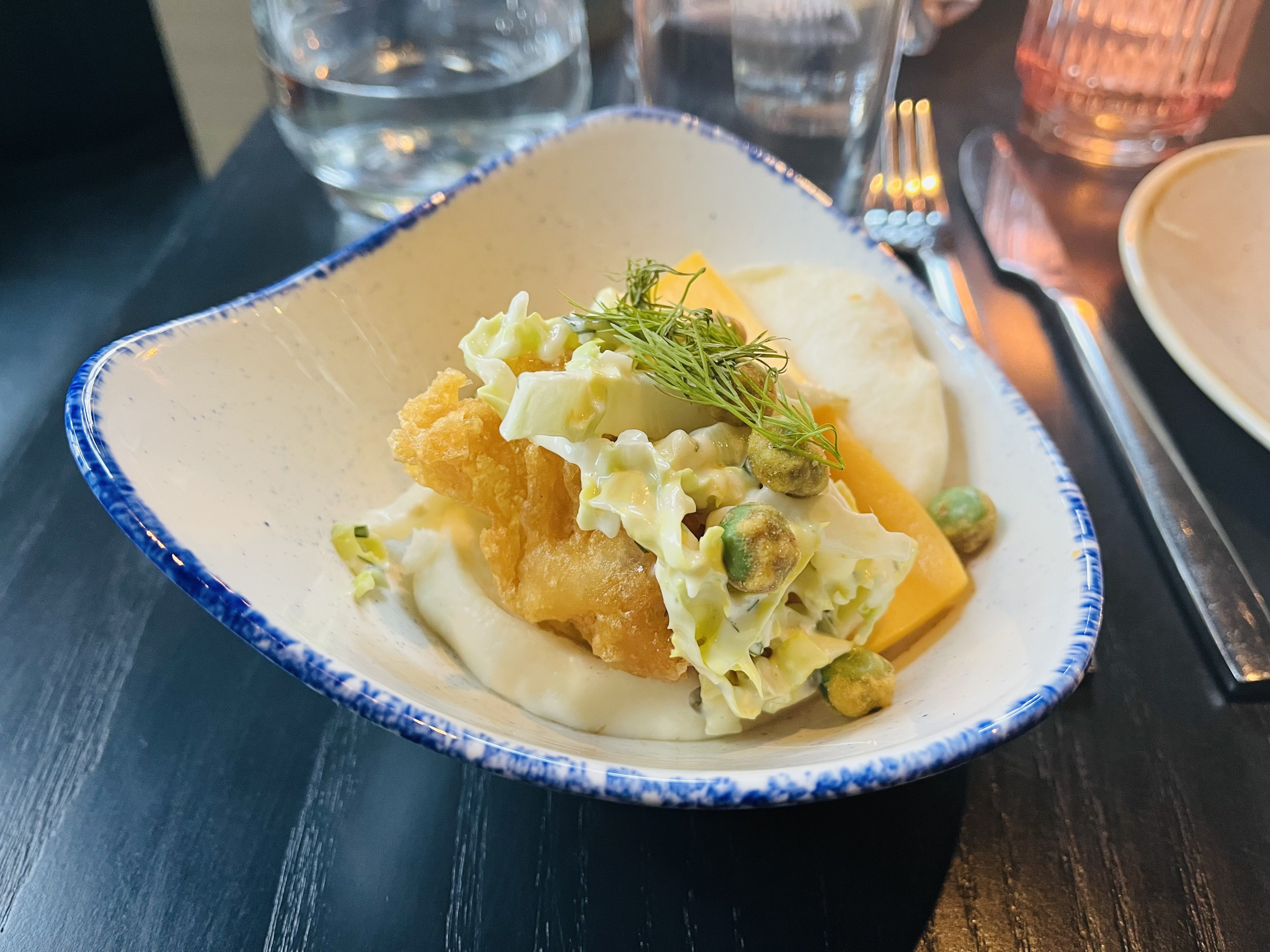 Basan's tempura cod bun
