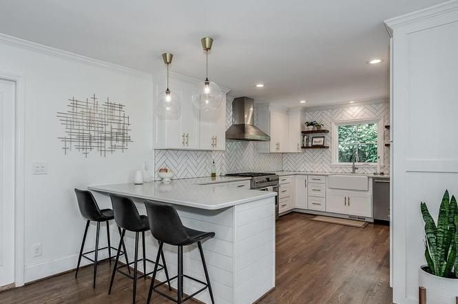 4164 Tyng Way kitchen