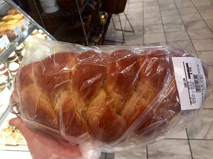 DeanandDelucaChallah