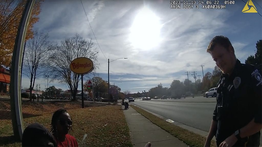 Charlotte police release body cam videos of viral arrest, 1 officer ...