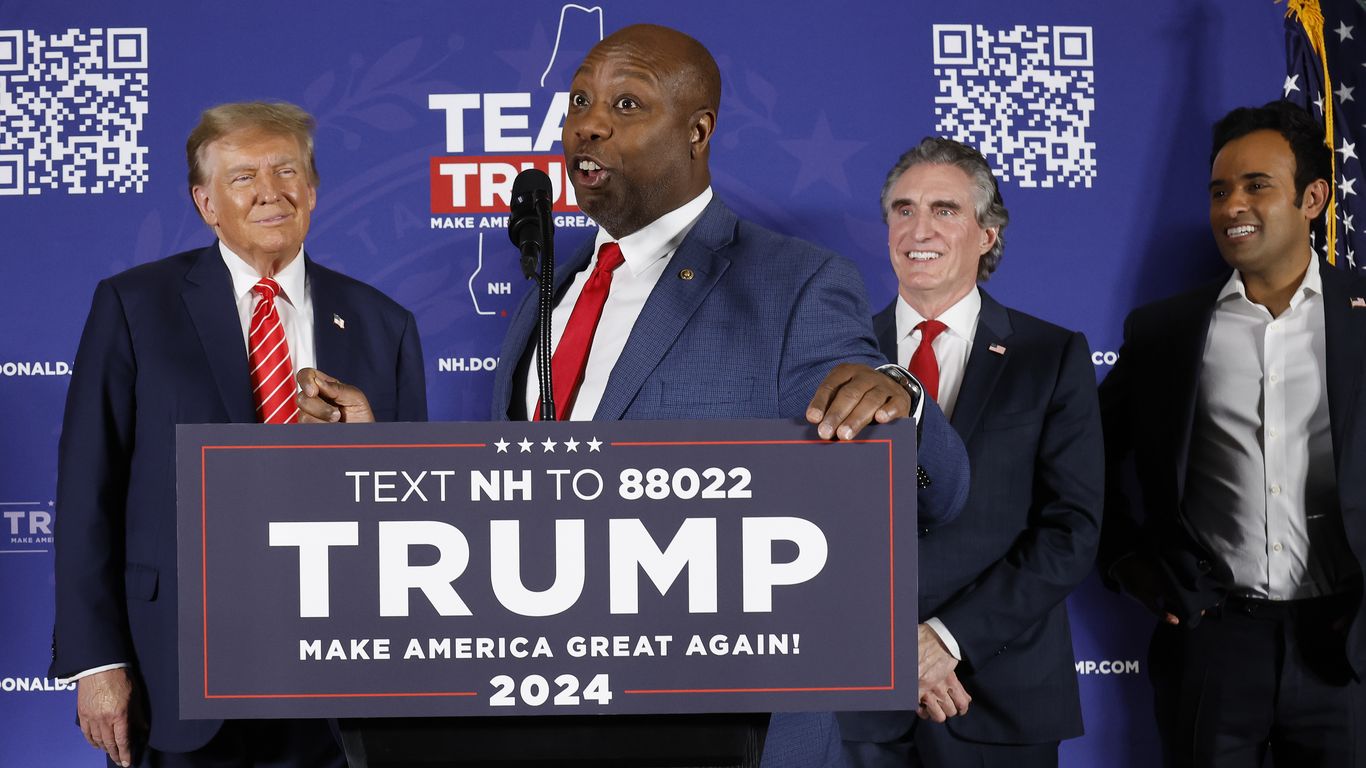 There s somebody behind us we follow. Feel like good картины. There s somebody behind us we follow. Make the sentences passive. уходящий человек.