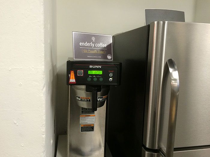 enderly-coffee-machine