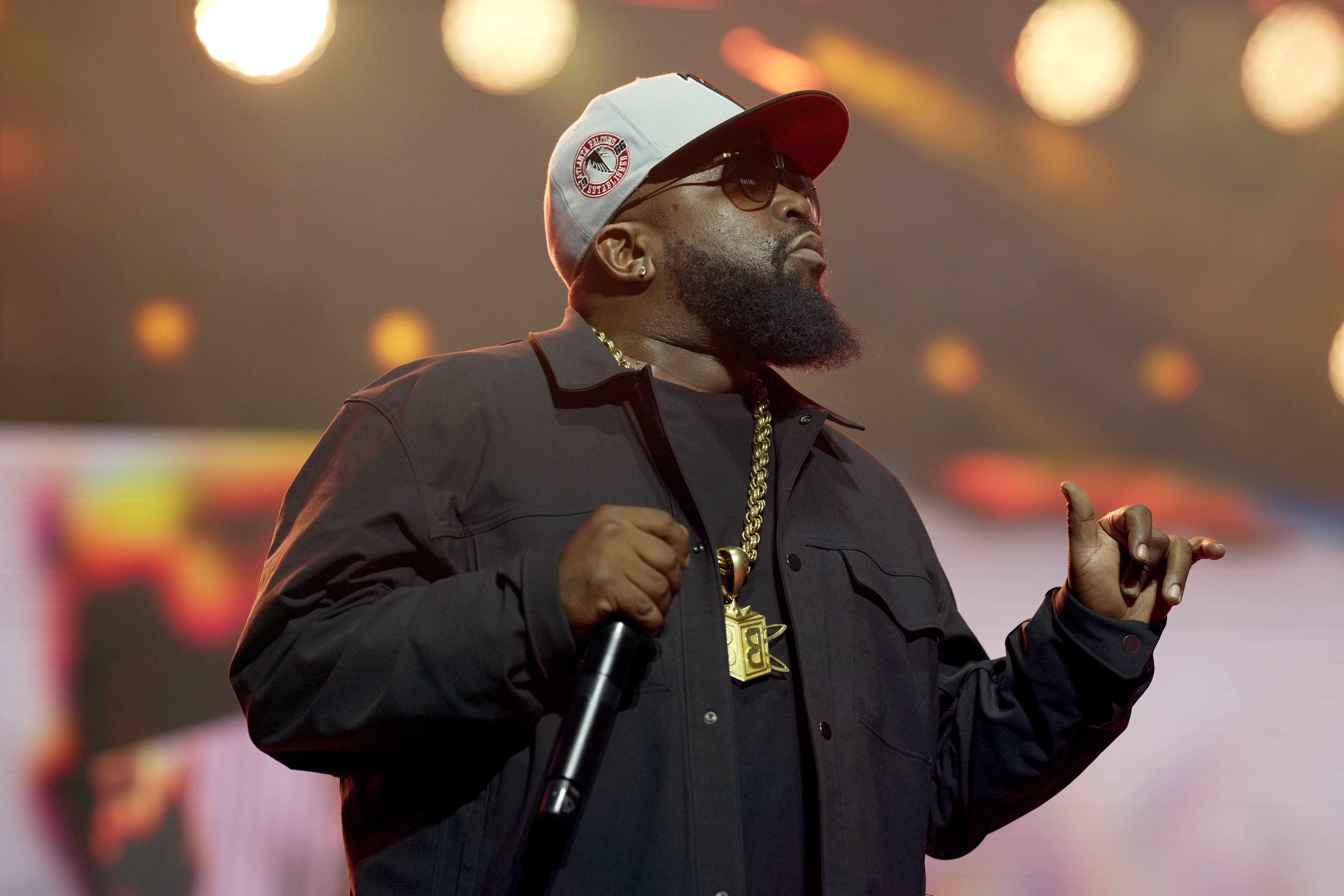Photo shows Big Boi performing at Essence.