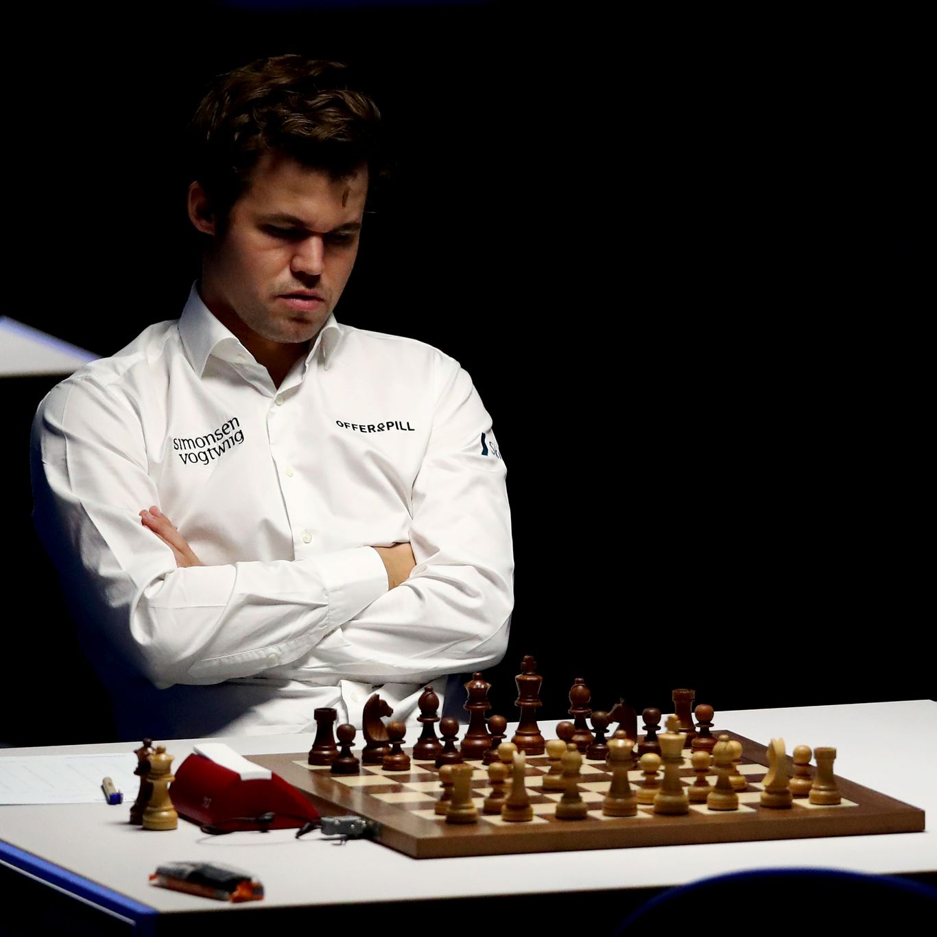 Magnus Carlsen pawn mystery #chess #chesstok #mystery #magnuscarlsen