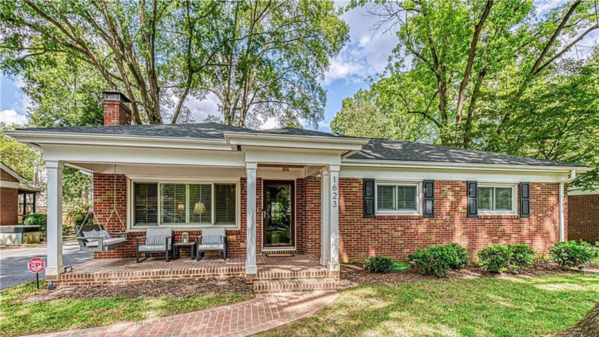 hot homes ranch header