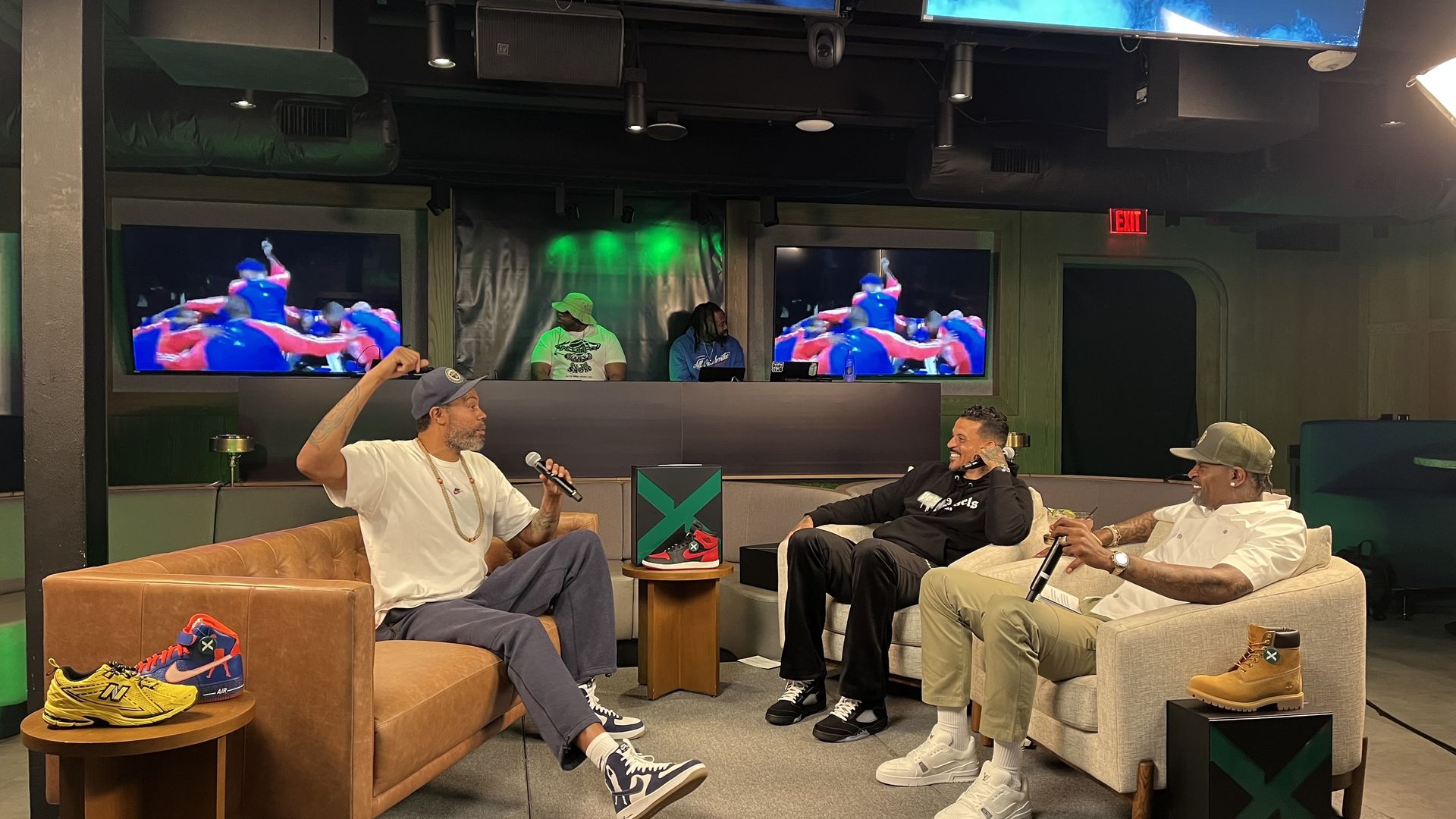 Former Piston Rasheed Wallace tells stories at Gilly's for the All The Smoke podcast.