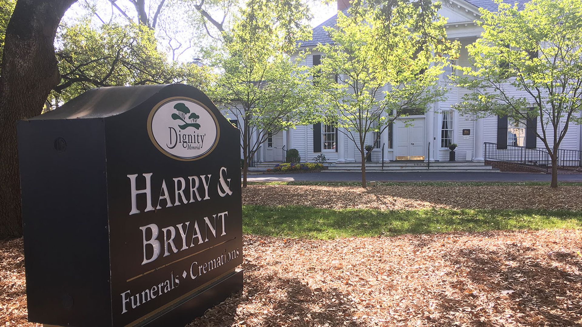 harry-and-bryant-funeral-home