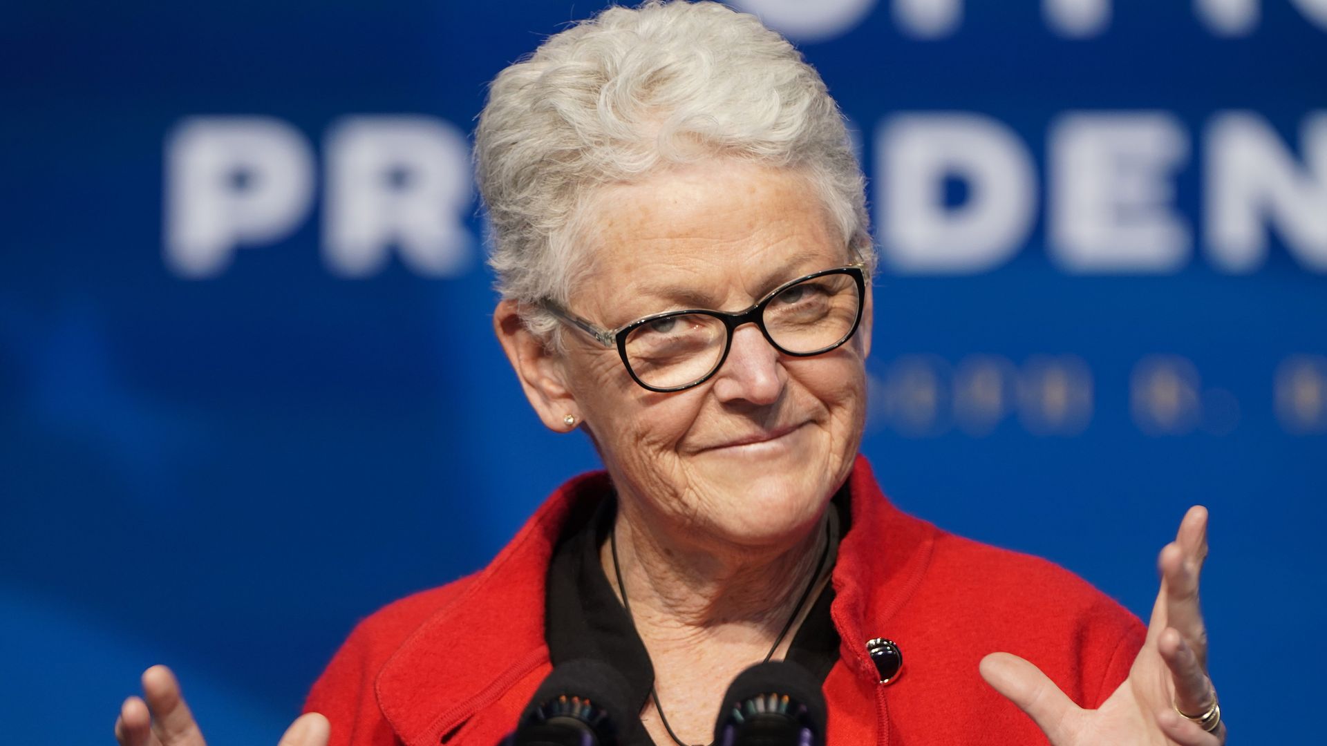 Picture of Gina McCarthy speaking at a lecturn.