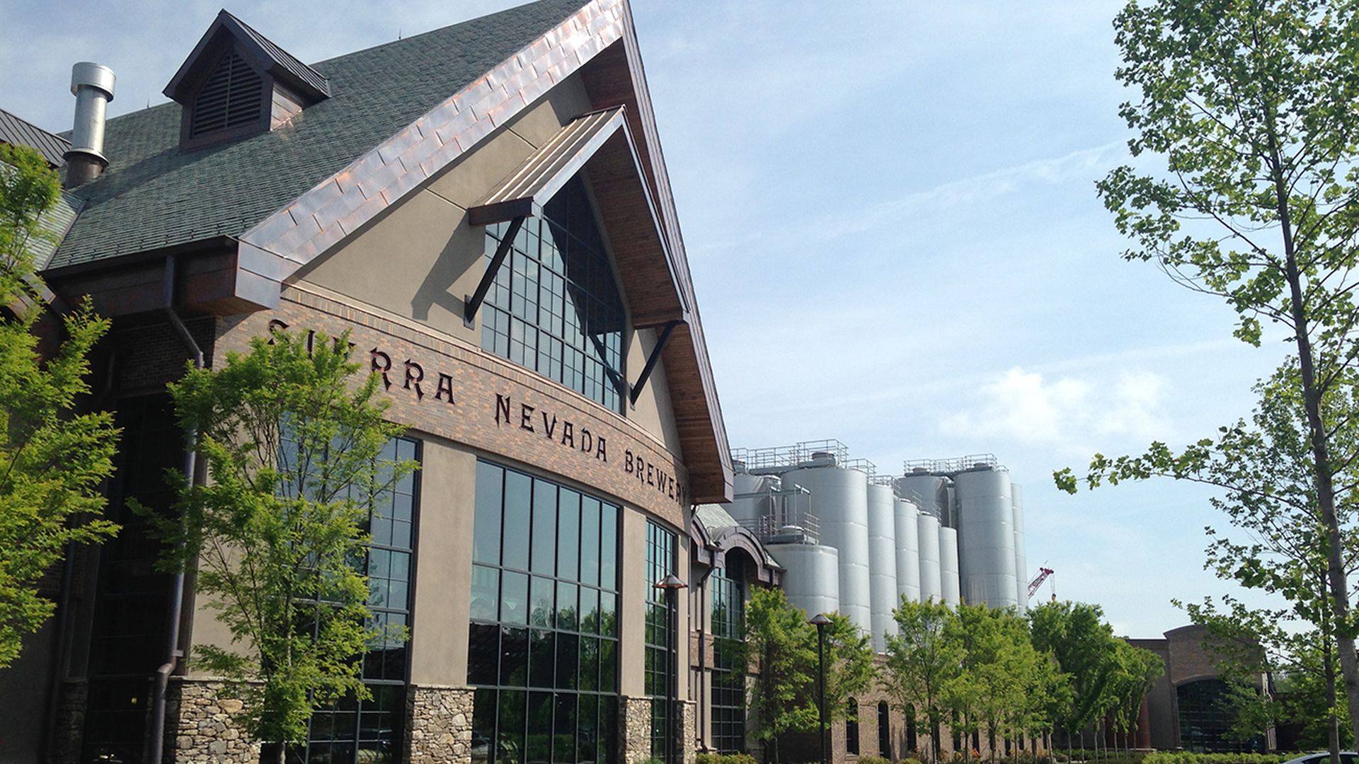 sierra-nevada-mills-river