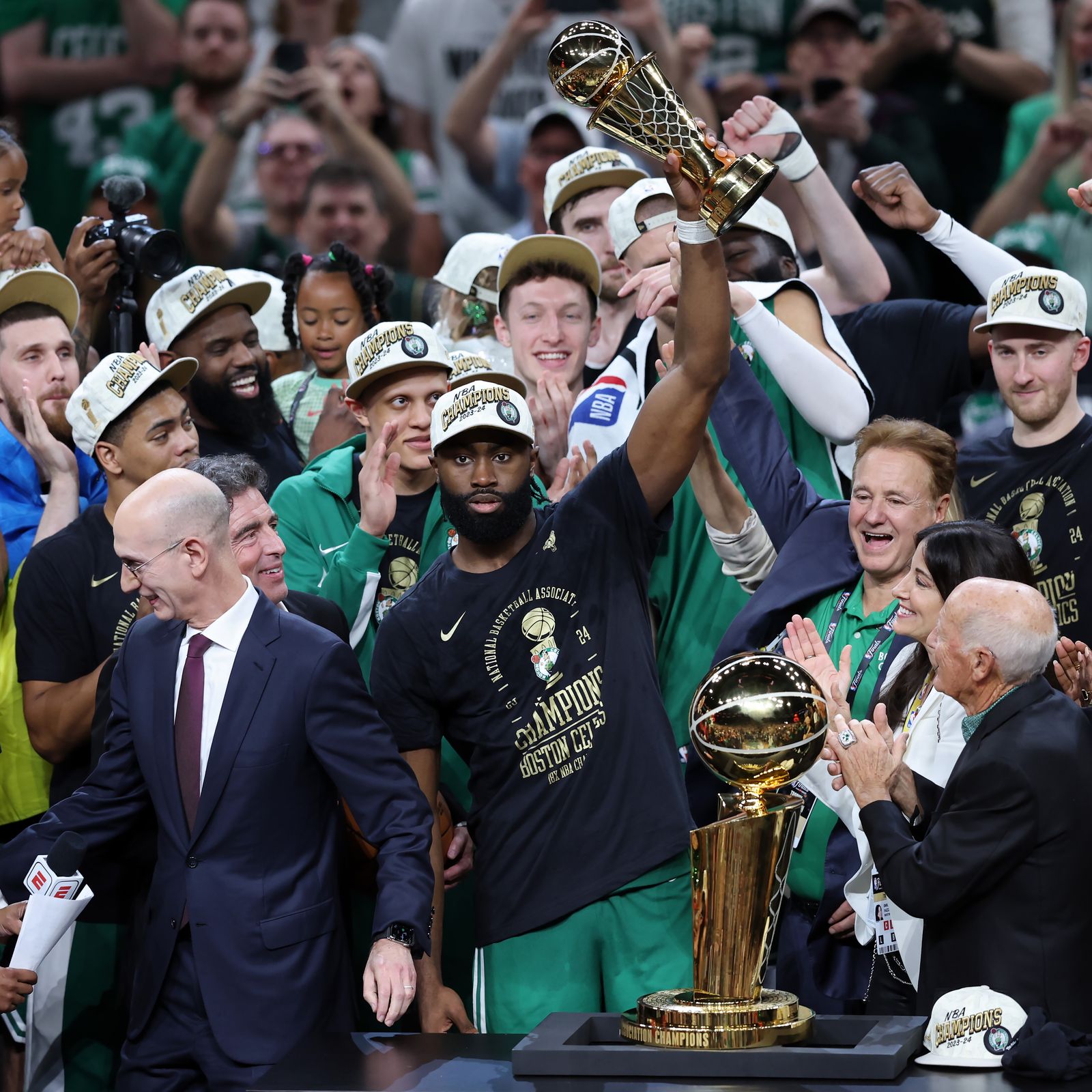 Celtics beat Mavericks to win NBA Finals, 16th championship