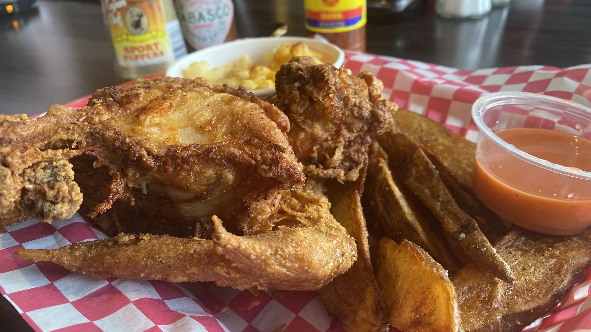 Waldo's Chicken and Beer in Bentonville rules the roost Axios NW Arkansas
