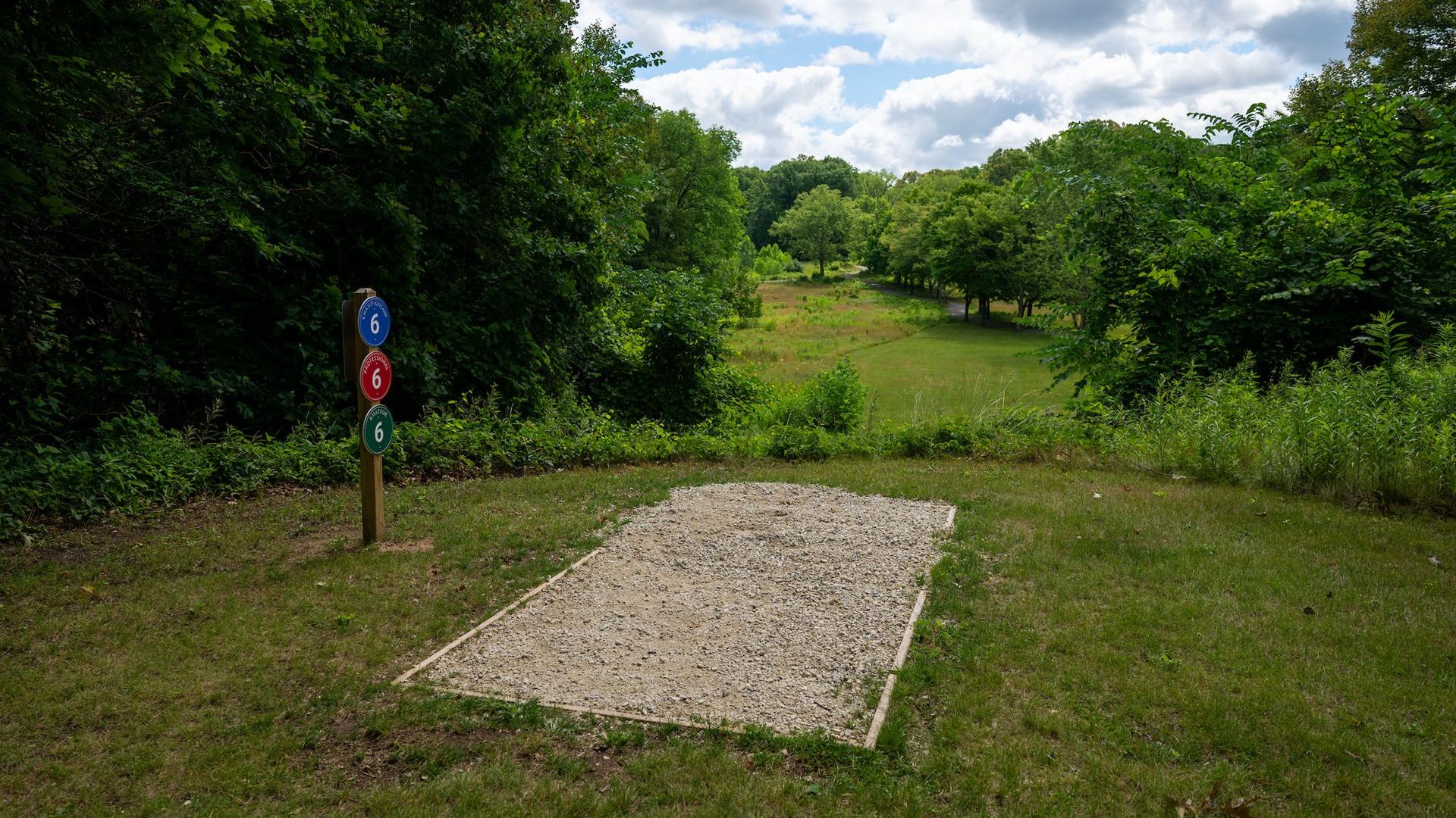 A disc golf tee box at Astorhurst in Northeast Ohio