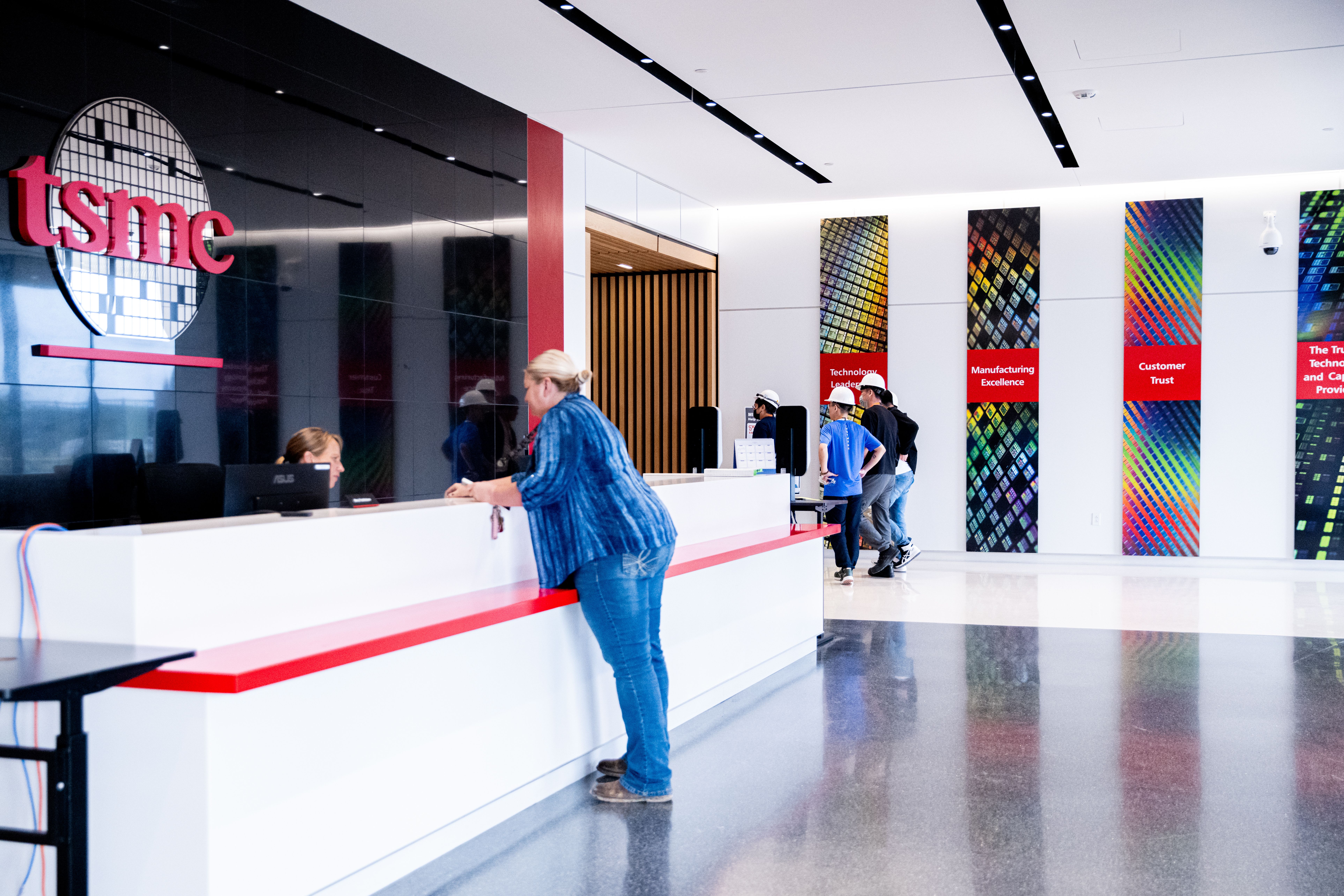 TSMC confirms chip production is underway in Arizona - Axios Phoenix