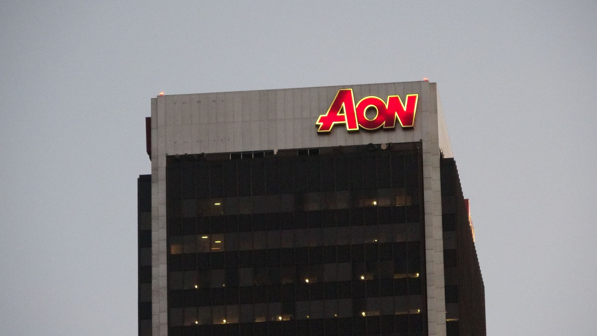 Aon's logo on a building in Los Angeles