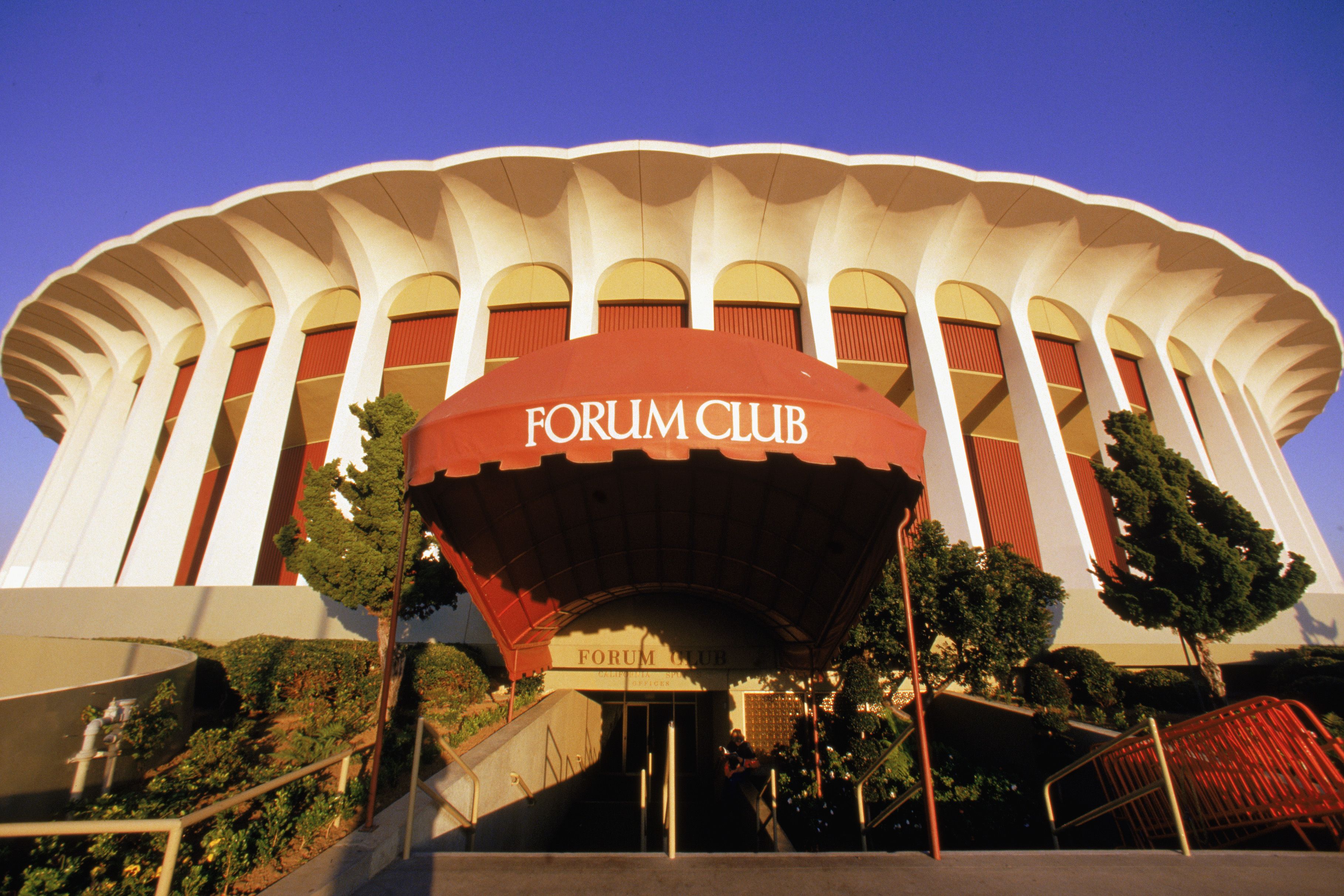 The Forum Club entrance