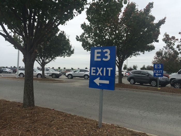 Charlotte airport parking