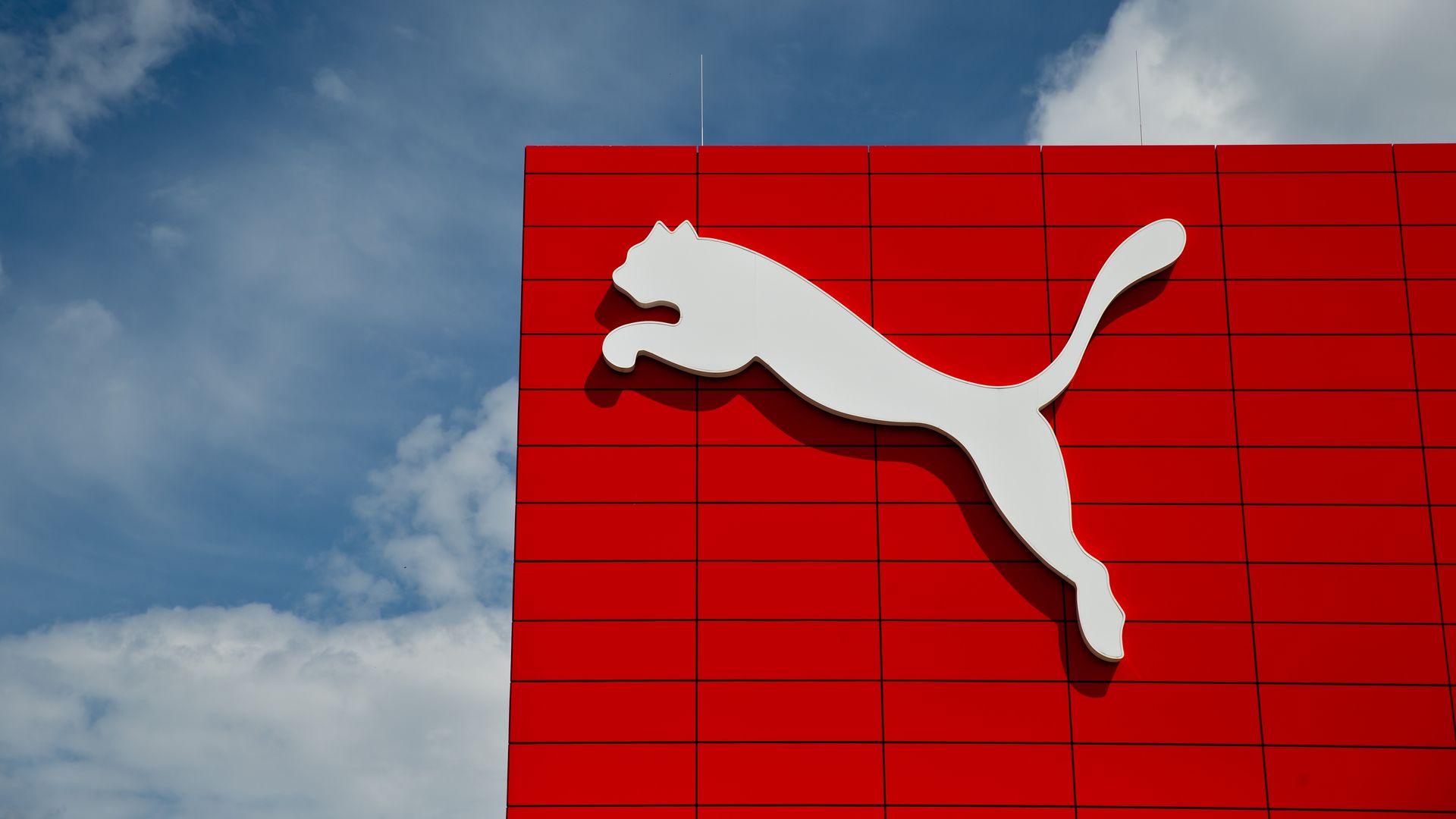 Puma logo