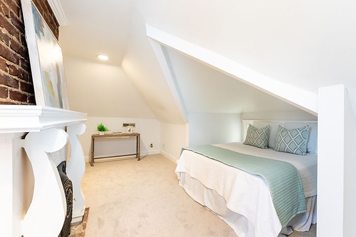 801 Sunnyside Ave bed