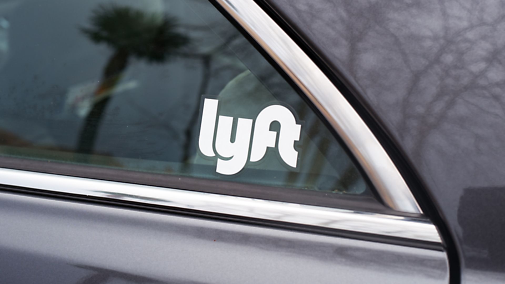 Lyft Follows Uber Removes Mandatory Sexual Assault Arbitration Axios