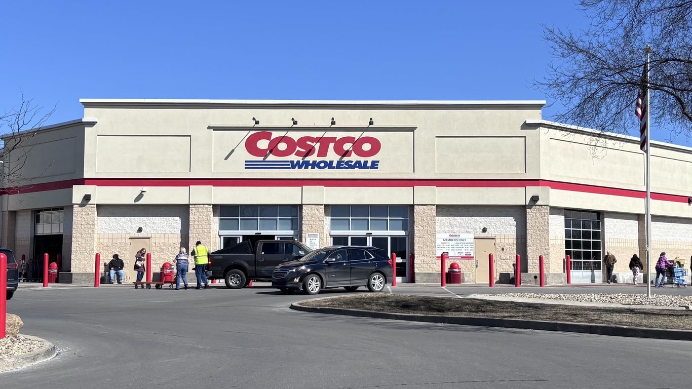 Cranberry Costco set to sell beer and wine
