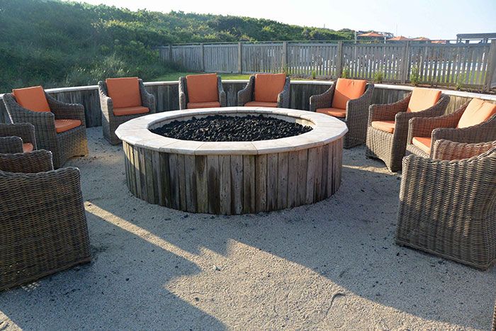 Fire-Pit-at-The-Sanderling-Resort