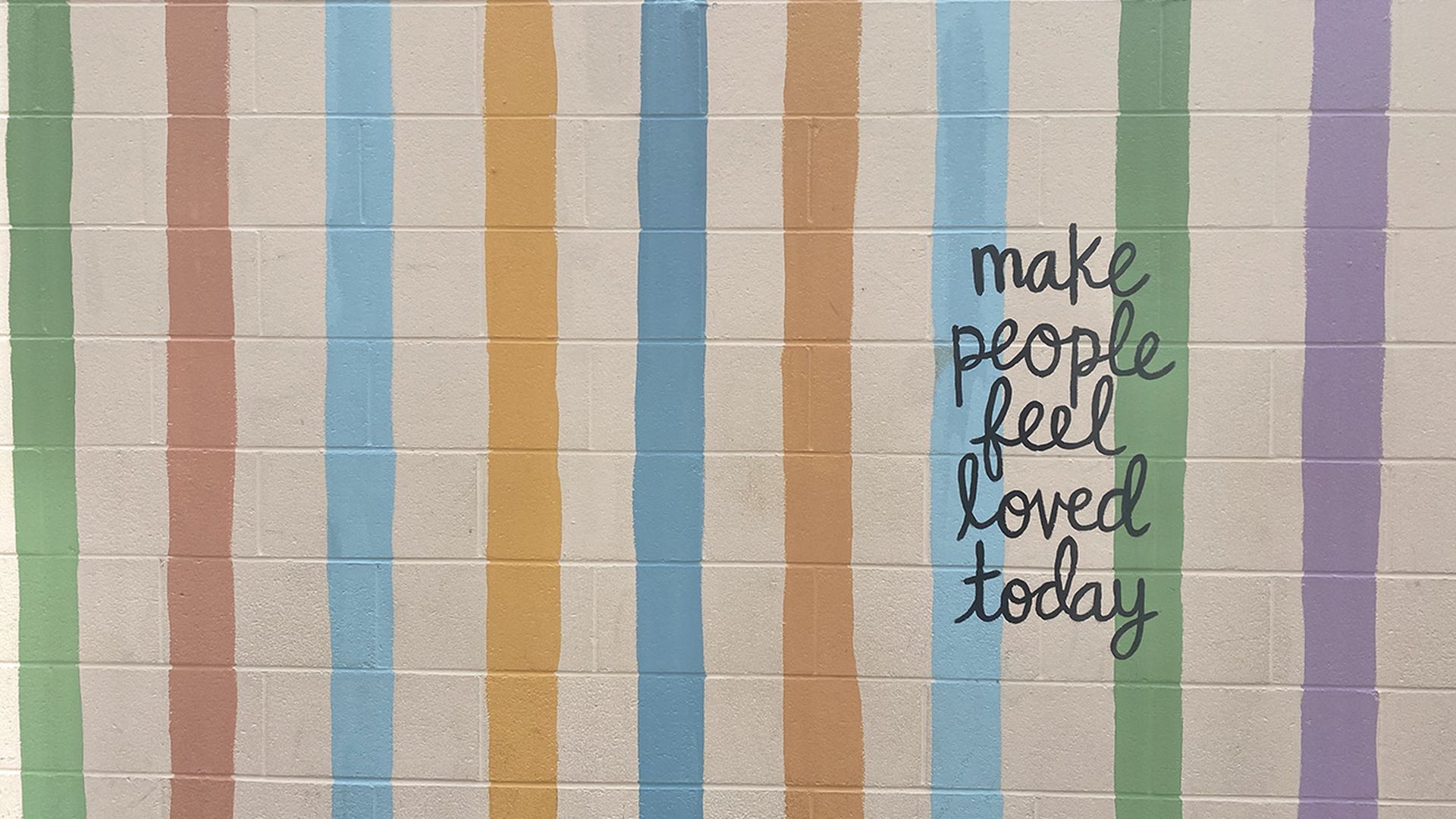 axios charlotte stripe wall