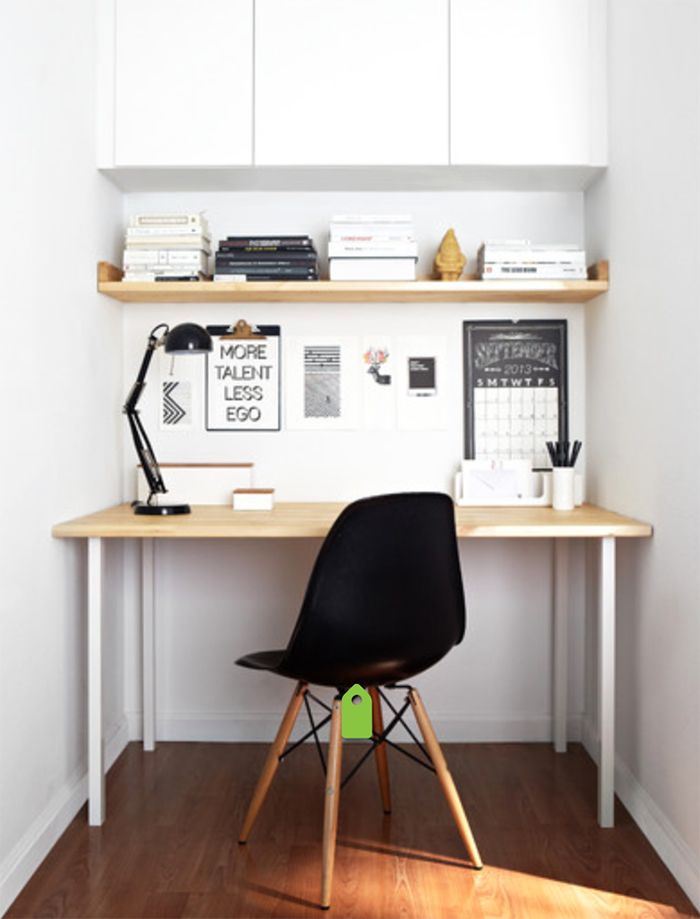 desk-in-nook