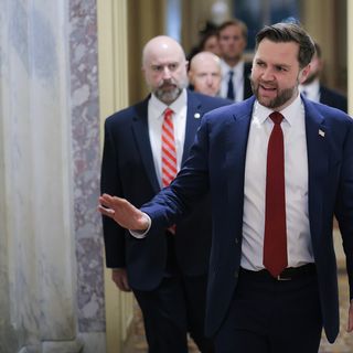 Vance's Minnesota trip to show "unwavering support" for ICE