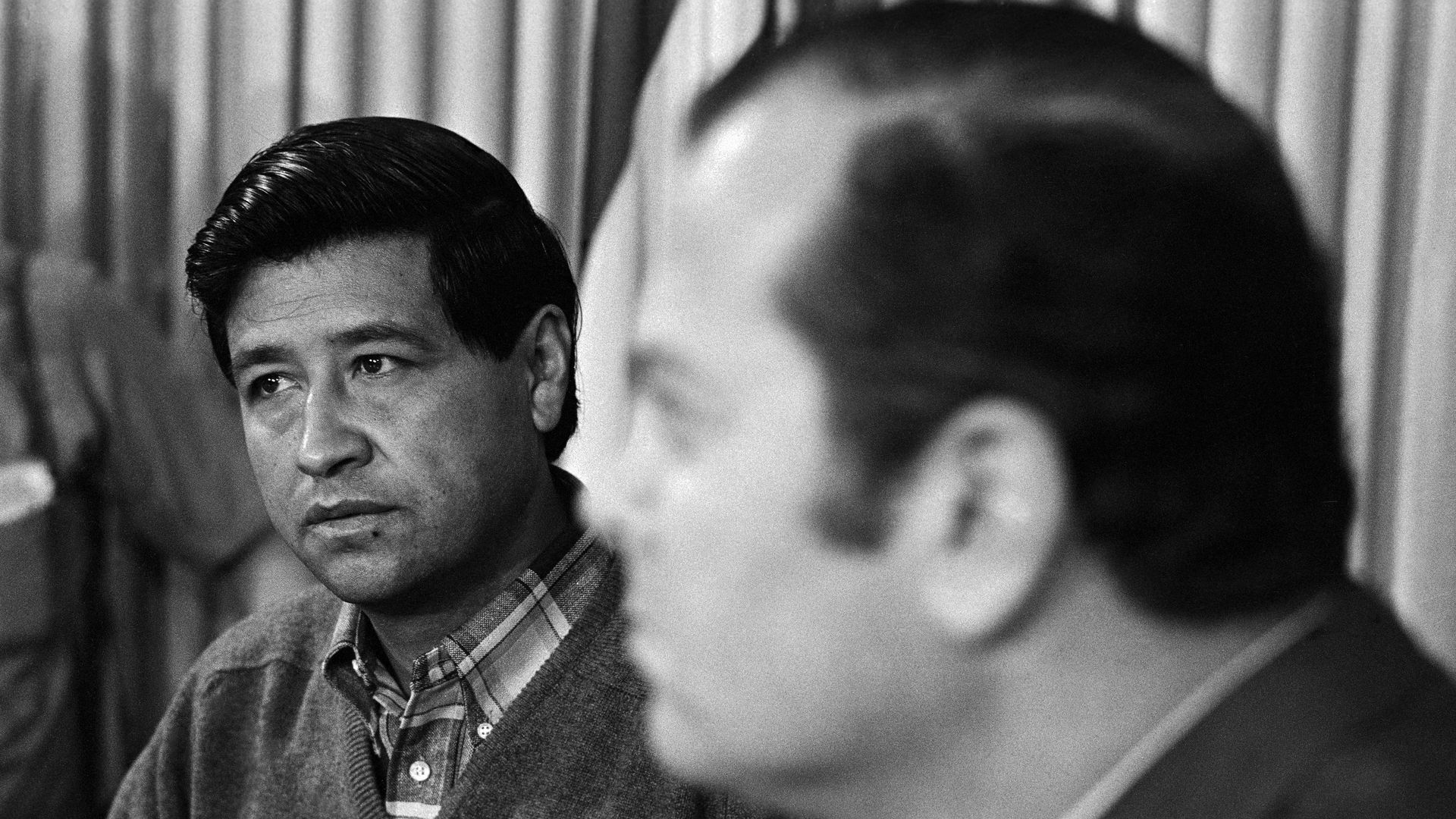 César Chávez, left, discussed grape boycotts in 1969 in Detroit with then-Mayor Jerome Cavanagh.