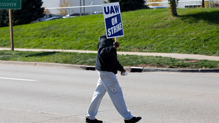 UAW's Ford, Stellantis Workers Ratify New Contracts After Strike