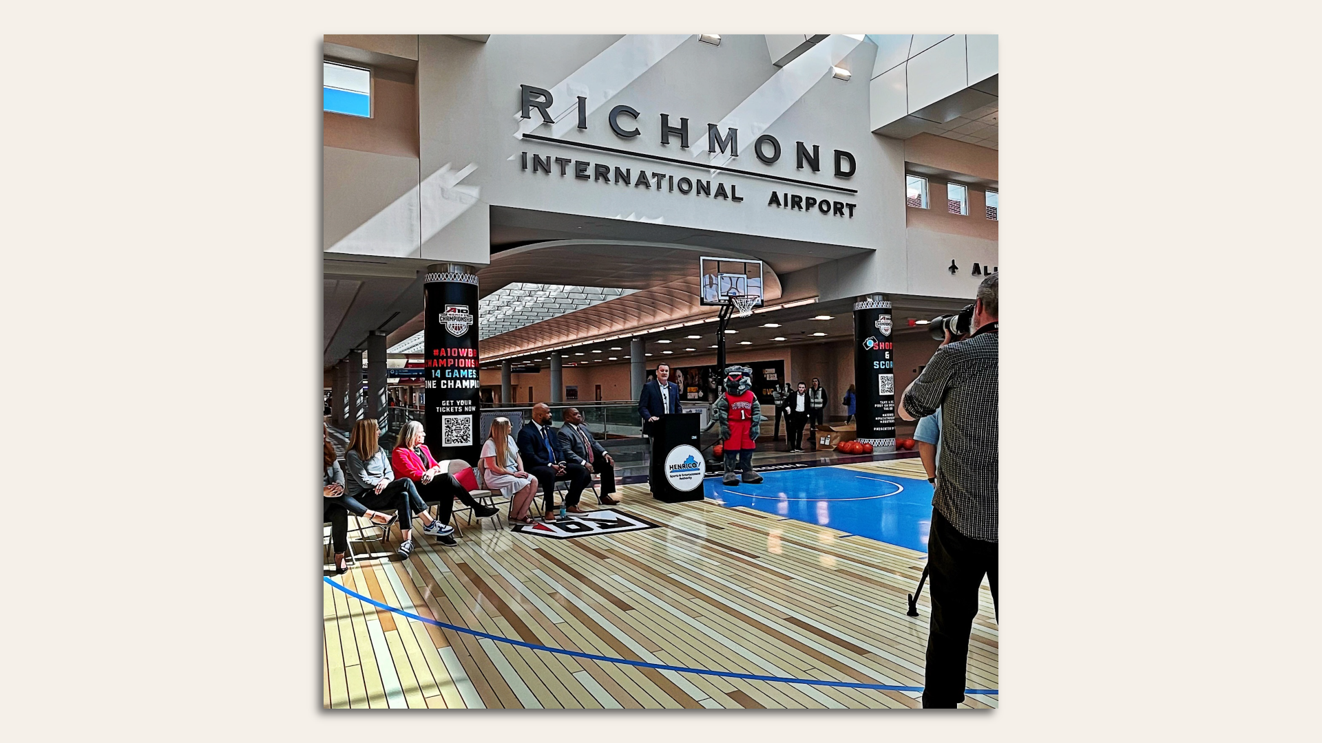 A basketball court in the middle of the Richmond airport 