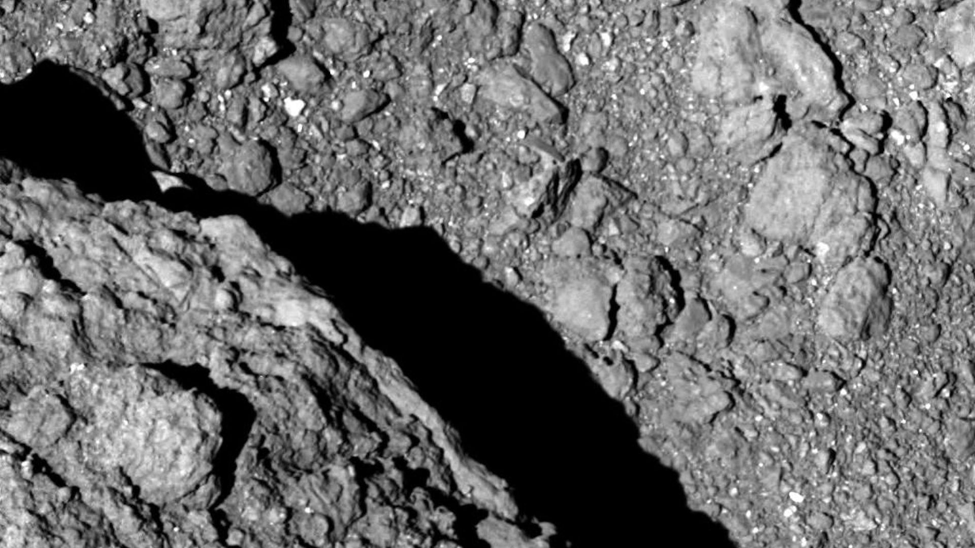 A photo of the asteroid Ryugu from close range.