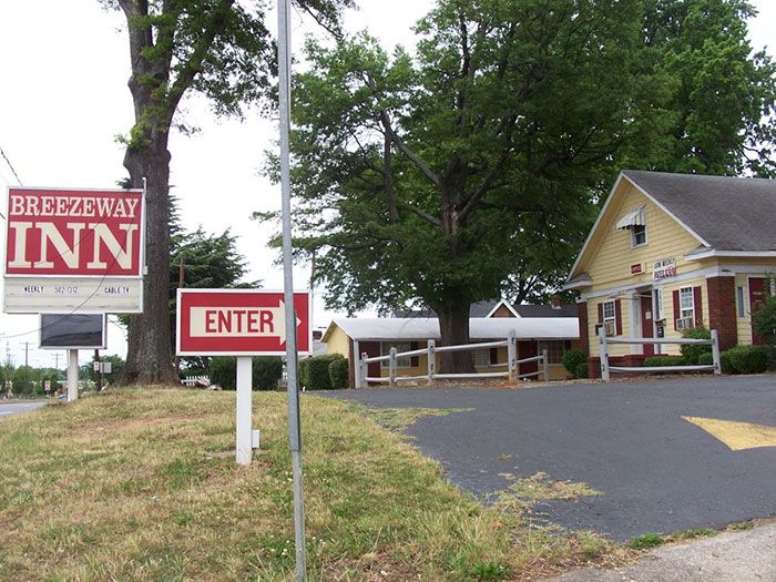 Wilkinson-Breezeway-Inn