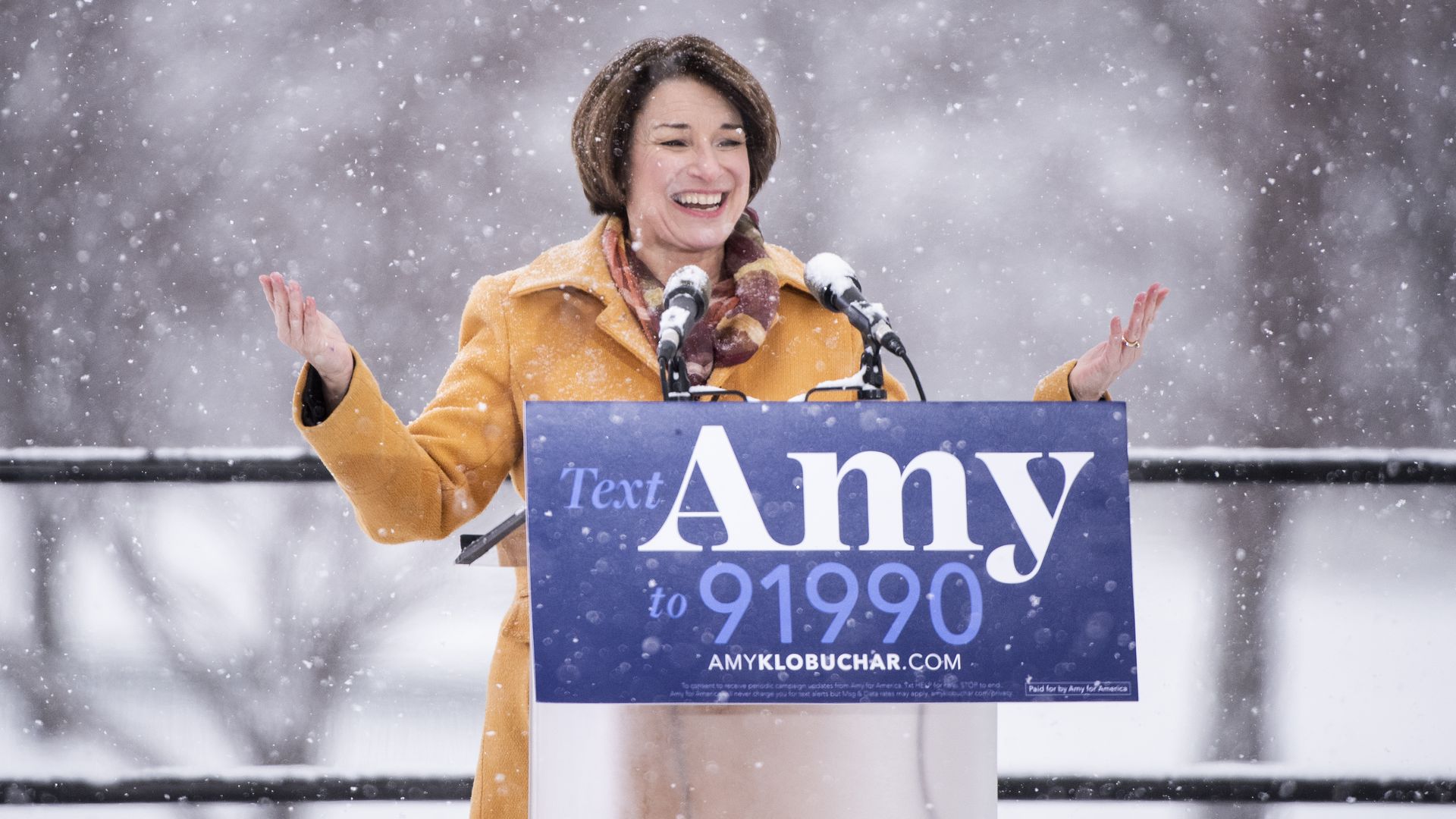 Amy Klobuchar announces 2020 race outside