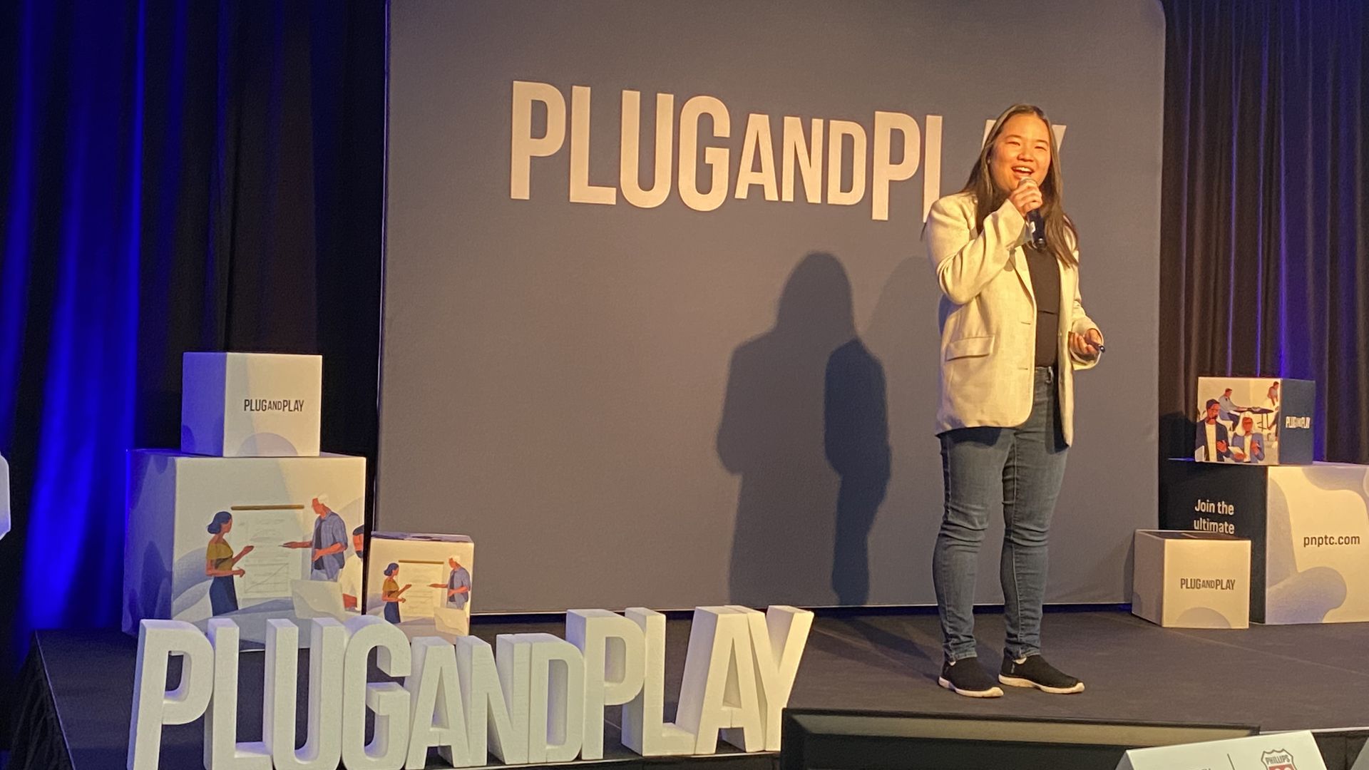 Miranda Wang, the co-founder and CEO of plastics recycling company Novoloop, pitches at Plug and Play's selection day. 