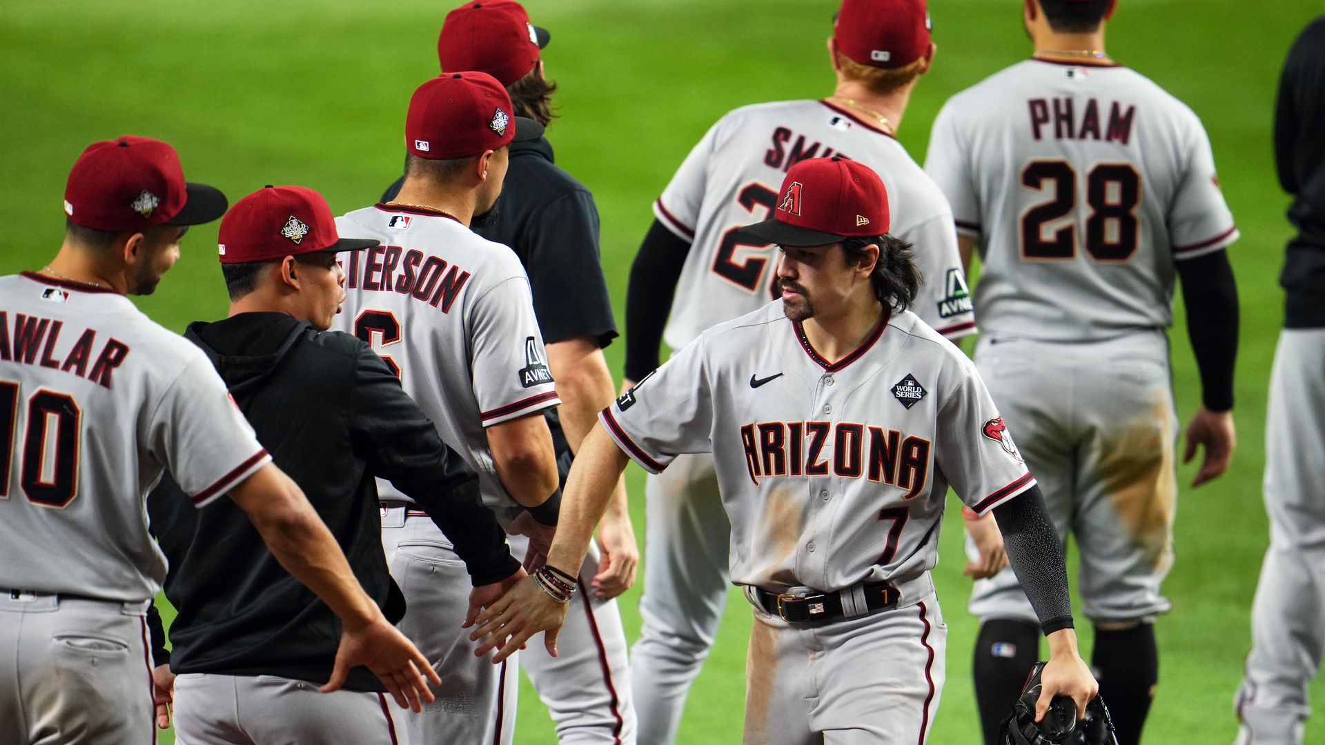 Diamondbacks lose to Rangers in World Series Game 3 - Axios Phoenix