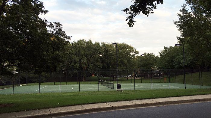 tennis-courts-at-strawberry-hill
