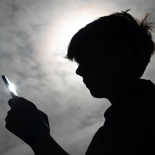 2025 Oxford word of the year named as "rage bait"