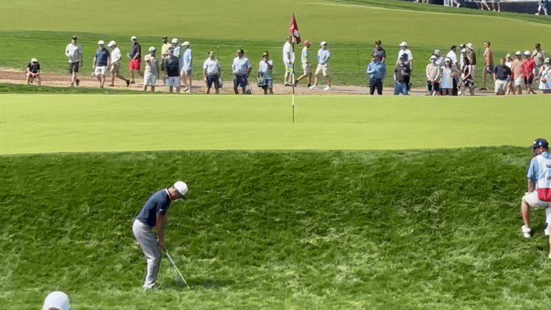 James Hahn chipping onto the 16th green at the U.S. Open in Oakmont, Pa. on June 12, 2025