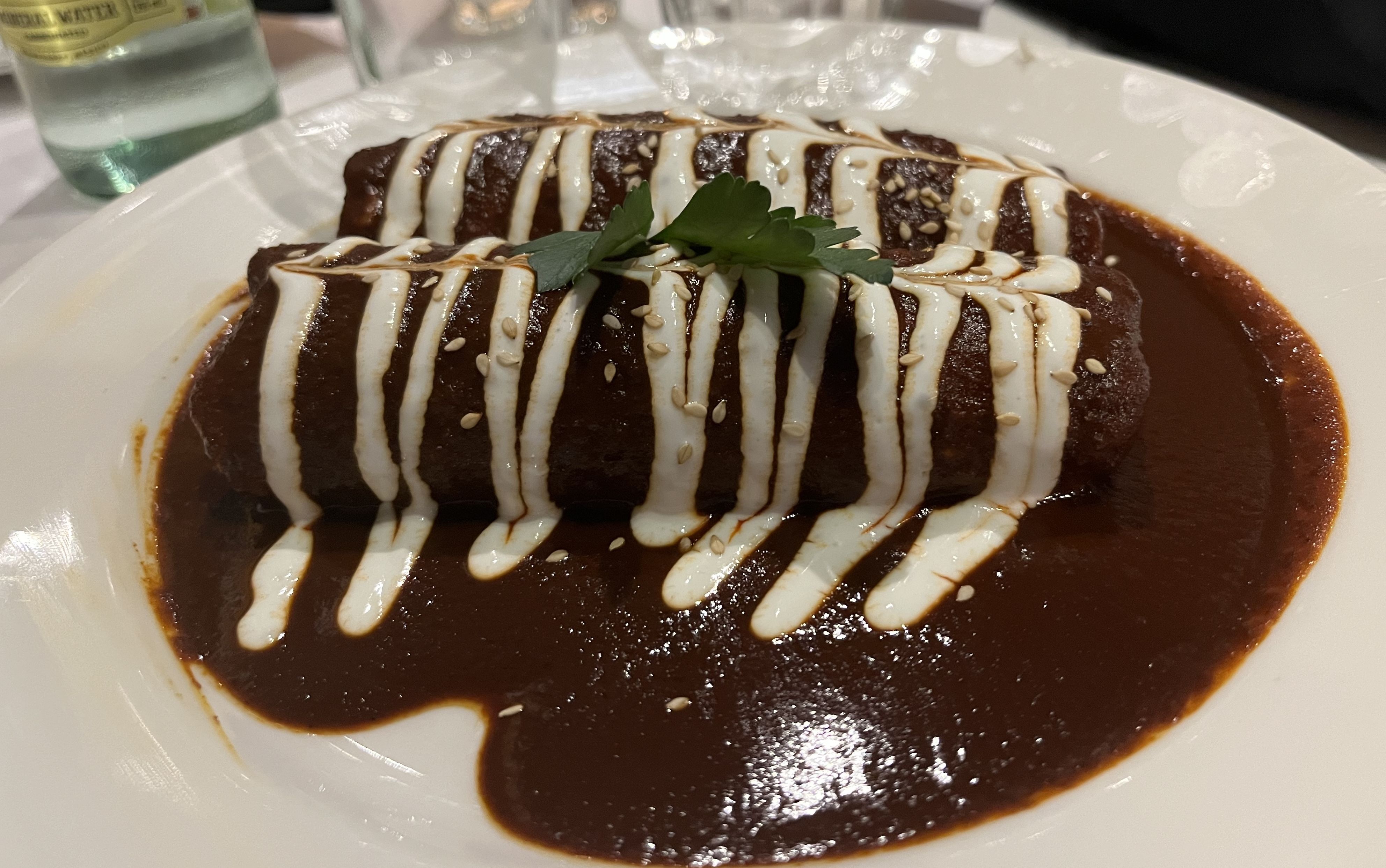 Enchiladas in a brown sauce 