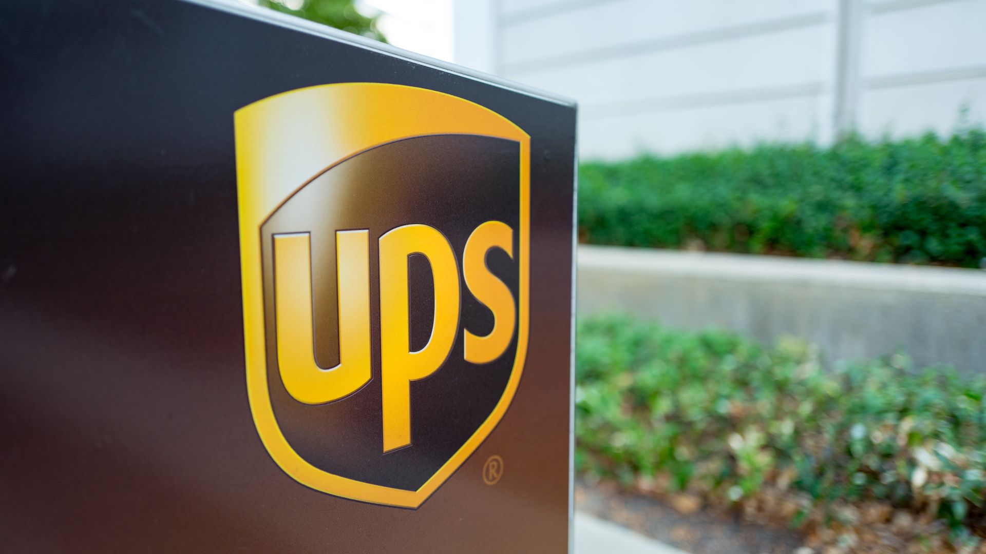 UPS logo