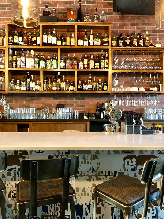 bar-at-comida-charlotte-myers-park-cocktails