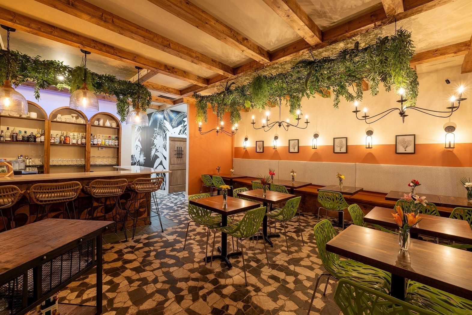 Photo of a restaurant