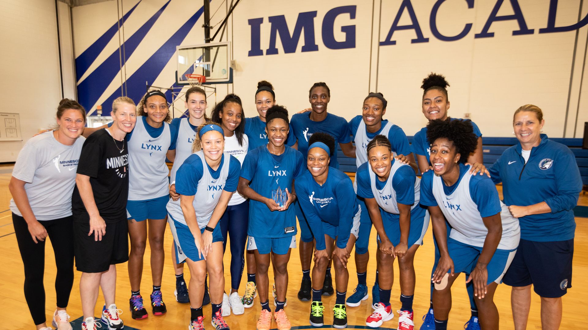 Img academy discount basketball roster 2019