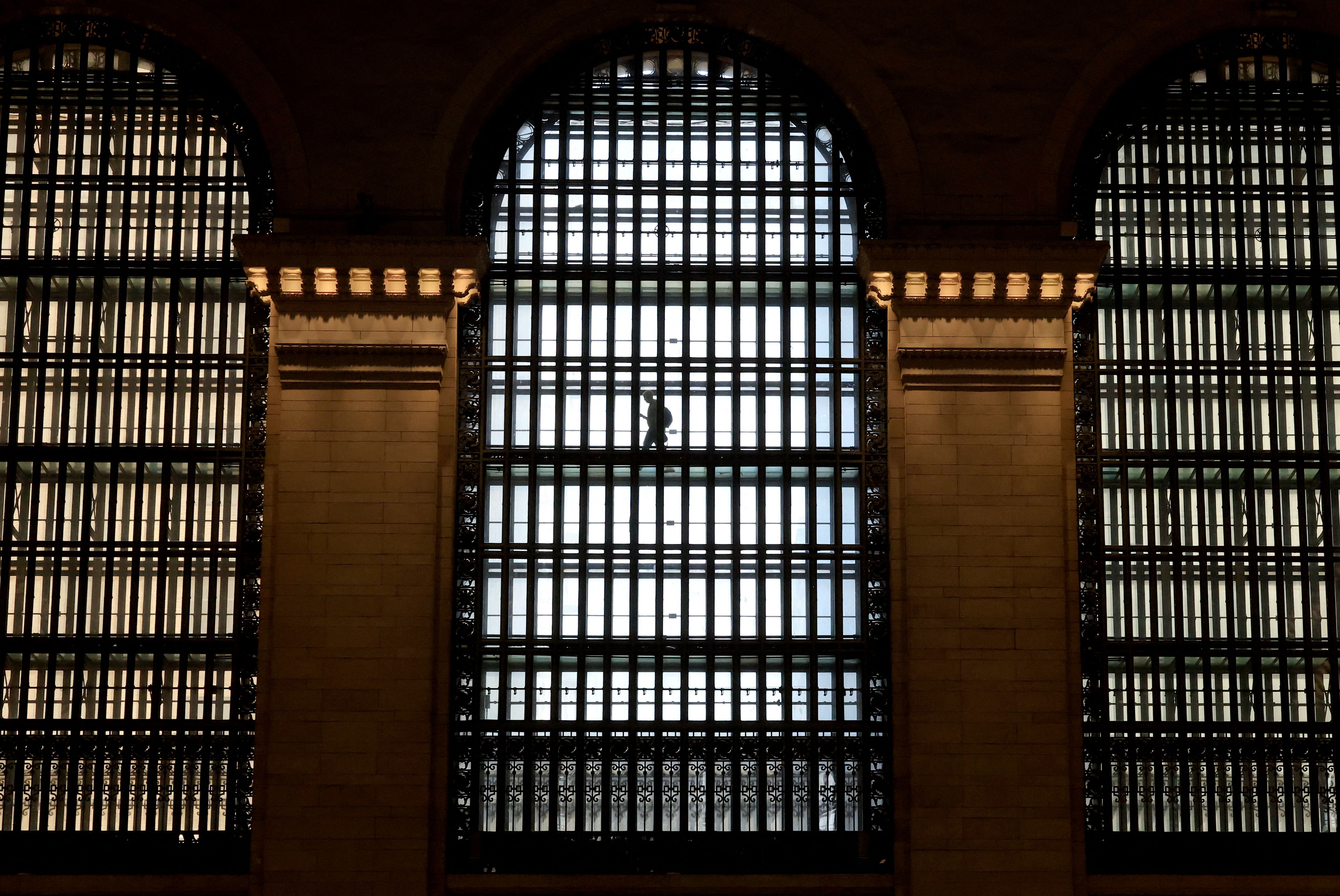 Person in a narrow part of Grand Central terminal train station