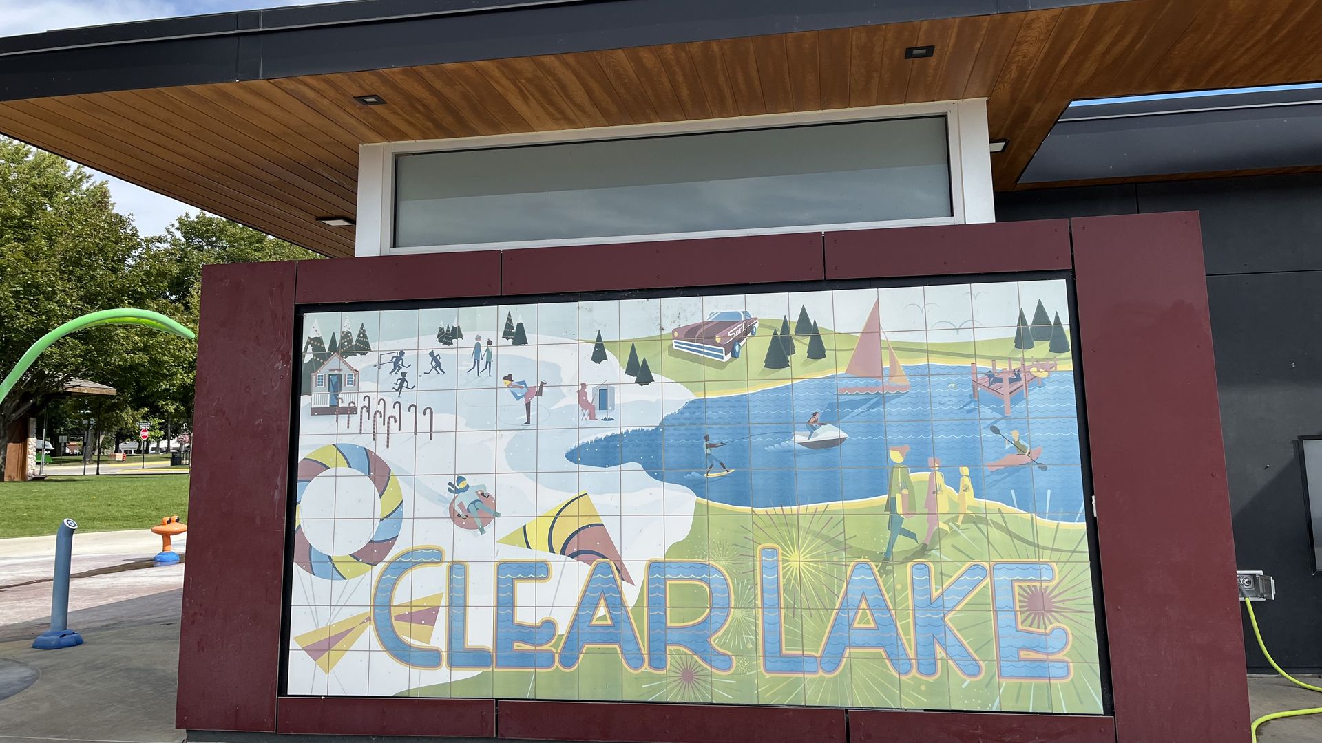 clear lake iowa mural