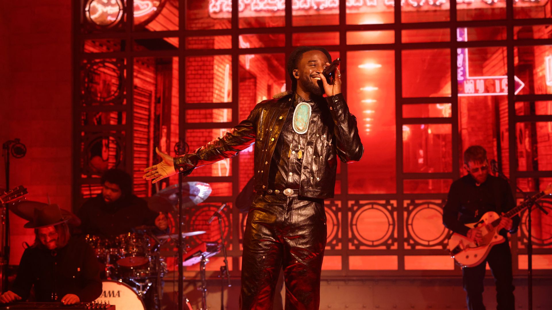 Shaboozey performs in concert