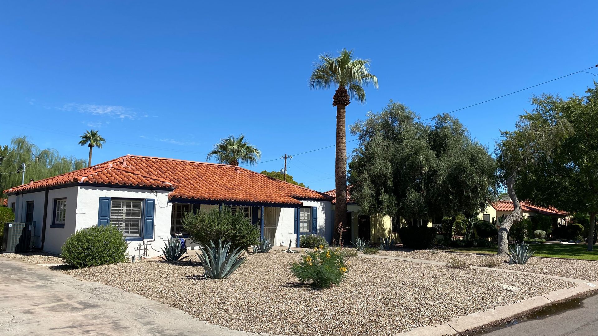 residential neighborhood in phoeniz arizona