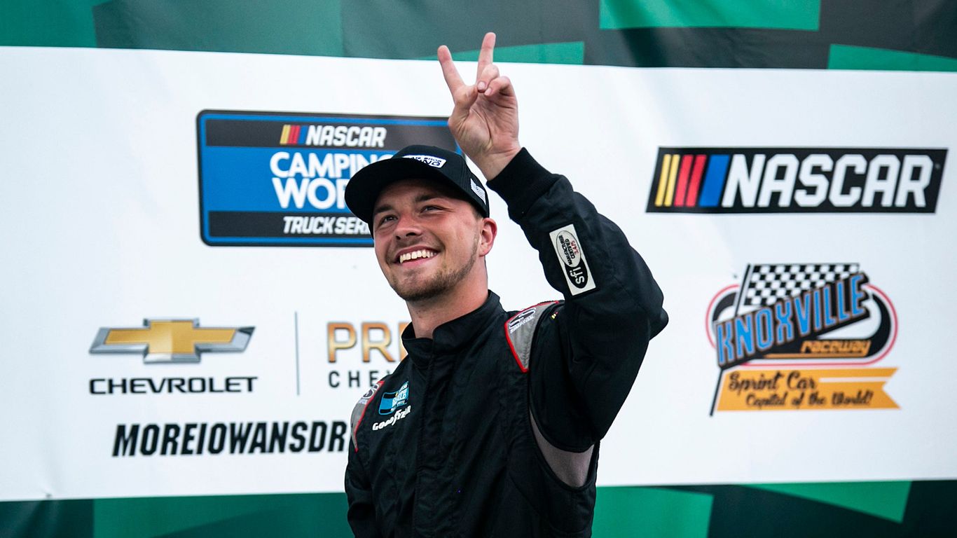 Iowa's openly gay NASCAR driver opens up - Vimarsana News