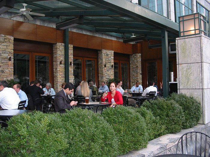 mimosa-grill-outside